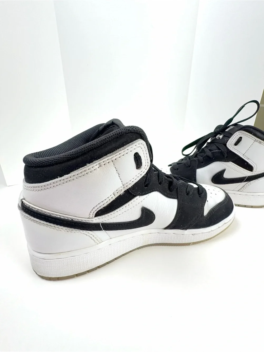 Nike kids air